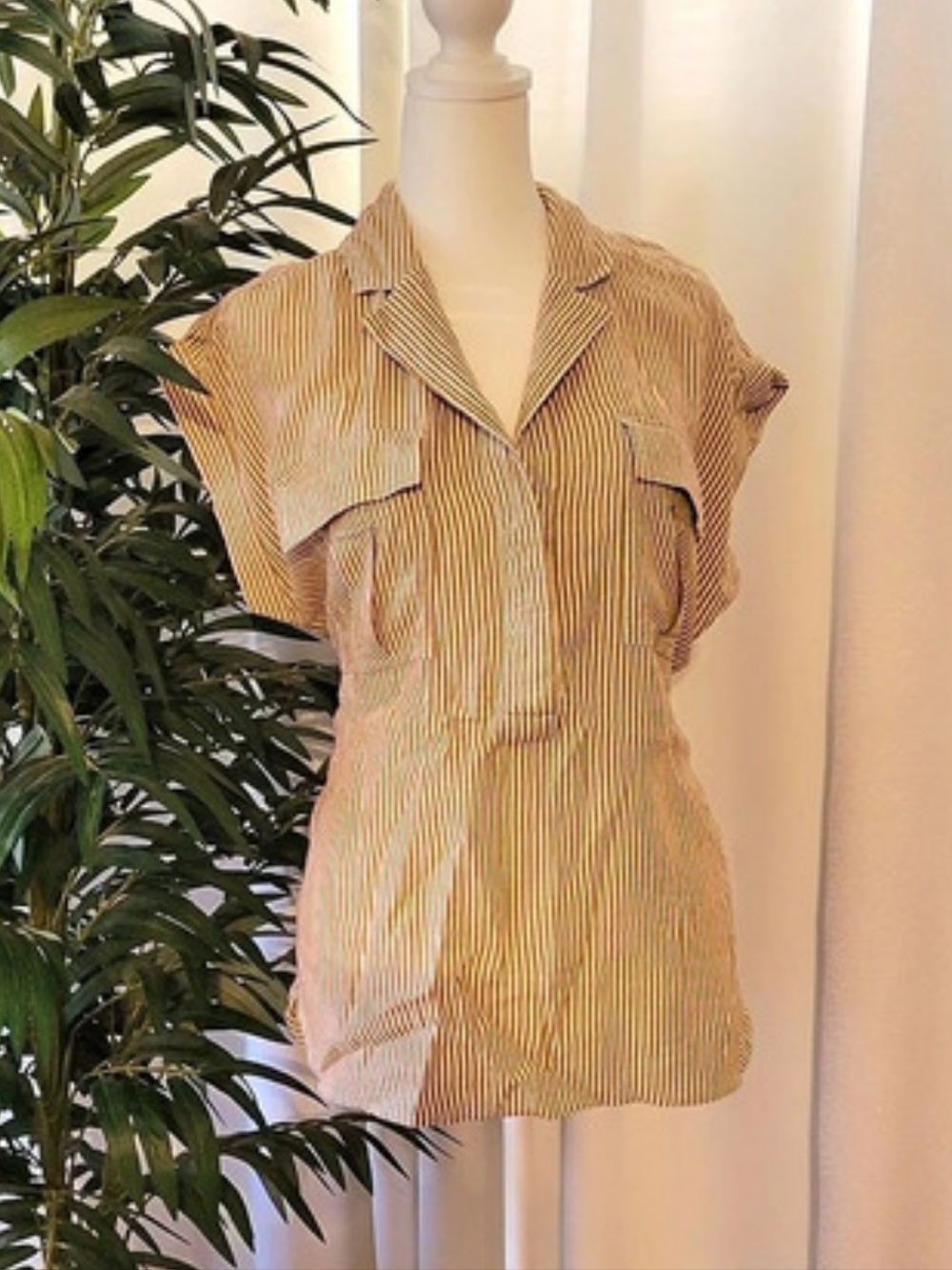 LOFT Striped V-Neck Blouse in Brown & White Size Small Like New
